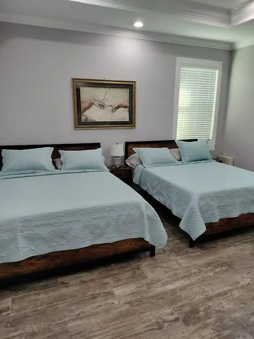 Villa White Rock In Tampa 0*,